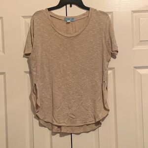 Dina Be Beige Short Sleeve Tee